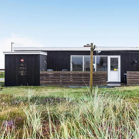 2 Bedroom In Nyaraló *