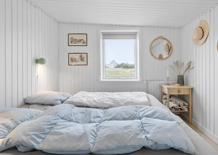 2 Bedroom In *