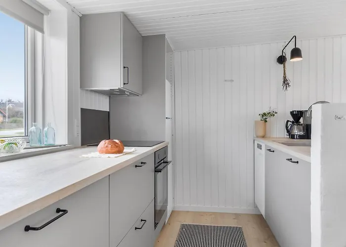 2 Bedroom In *
